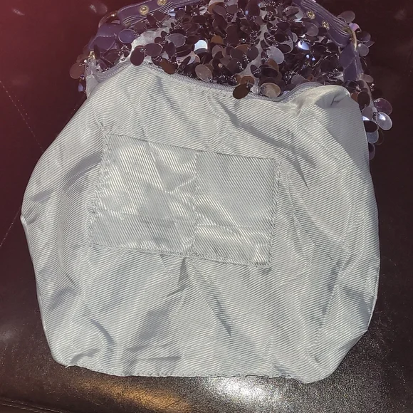 ❤HP❤️NWOT Pewter Disc Bling Handbag❤ - Picture 9 of 10